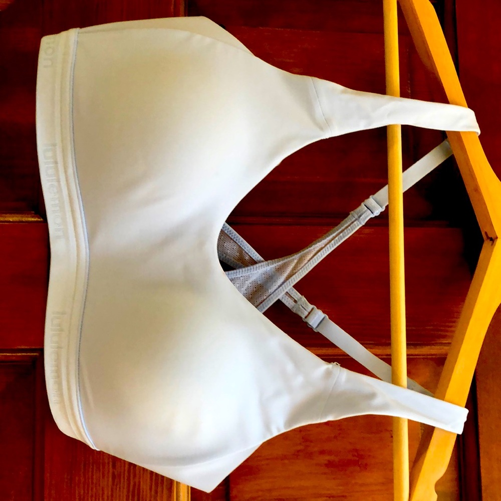 Lululemon sports bra 32c (34b)